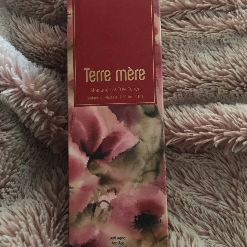 Terre Mère anti aging facial toner